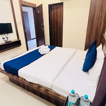 Hotel Ashoka Palace اوجاين المظهر الخارجي الصورة