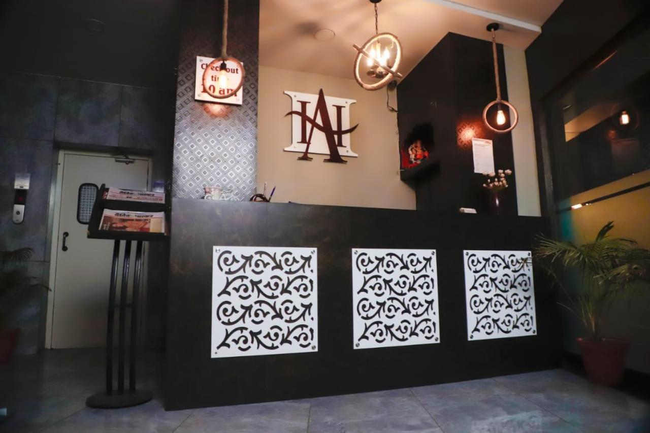 Hotel Ashoka Palace اوجاين المظهر الخارجي الصورة