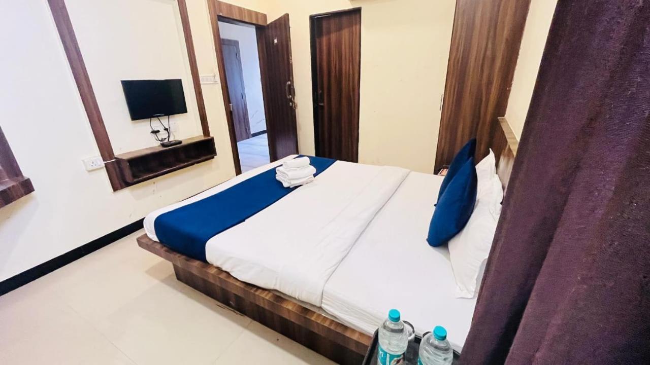 Hotel Ashoka Palace اوجاين المظهر الخارجي الصورة